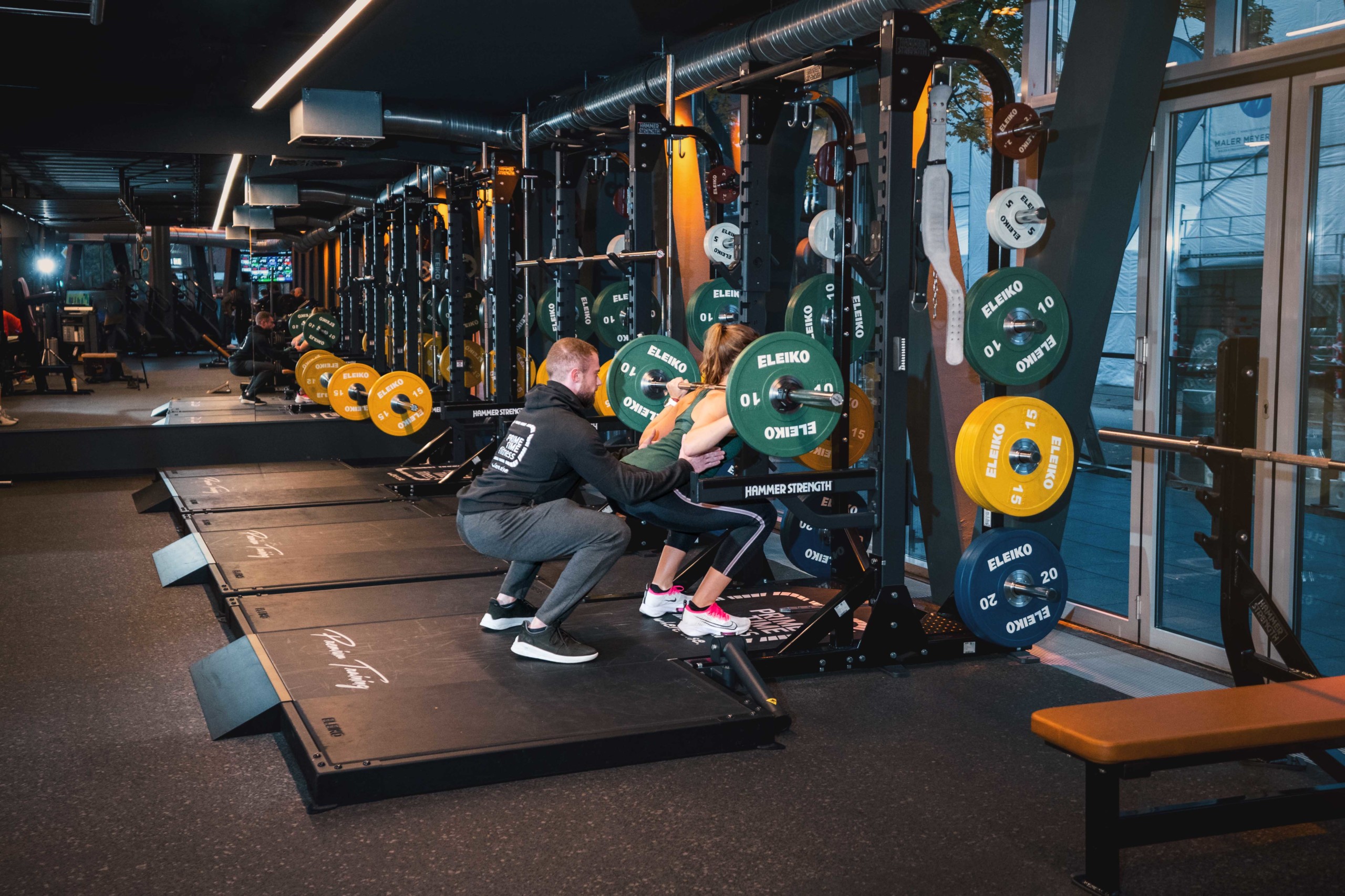 Kniebeugen richtig ausführen - So geht's!